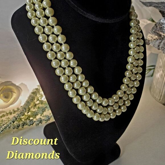 South Sea Shell Light Yellow Necklace 8 mm - 17, /18/19 in Triple … - Picture 1 of 9